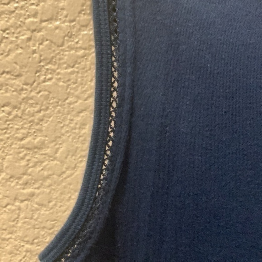 Blue tank top sweater material - Picture 8 of 8